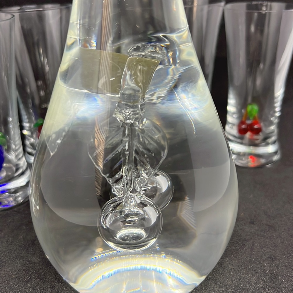 Vintage Rare Decanter and Fruit Detail Shot Glasses Set - Picture 8 of 10